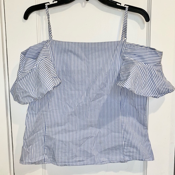 Sweet Wanderer Tops - Over the shoulder top